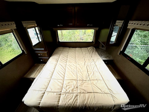 2020 Thor Four Winds 28Z RV Photo 4