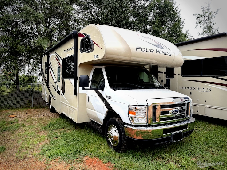 2020 Thor Four Winds 28Z RV Photo 1