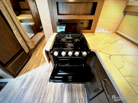 2021 Thor FREEDOM ELITE 30FE RV Photo 4