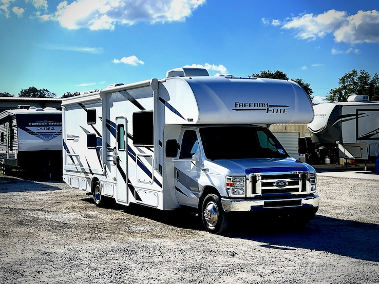 2021 Thor FREEDOM ELITE 30FE RV Photo 1