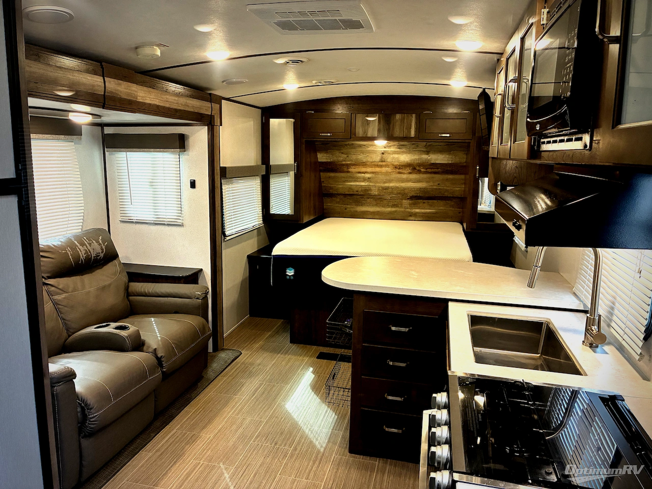 2020 Keystone Passport 2210RB GT Series Photo 5