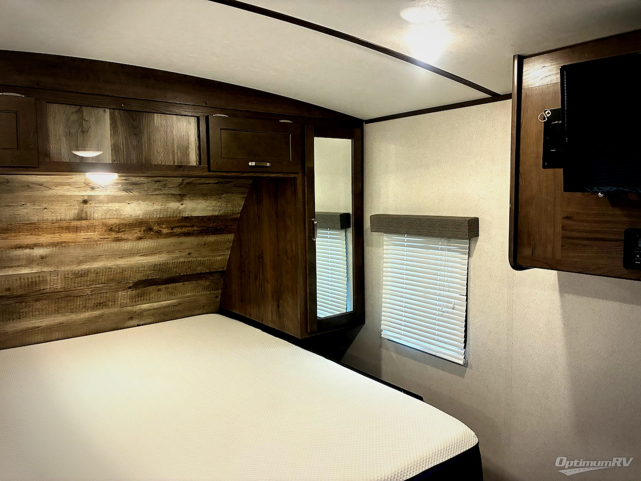 2020 Keystone Passport 2210RB GT Series Photo 13