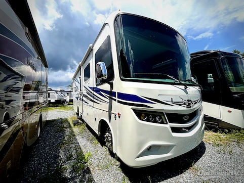 Used 2017 Jayco Precept 31UL Featured Photo