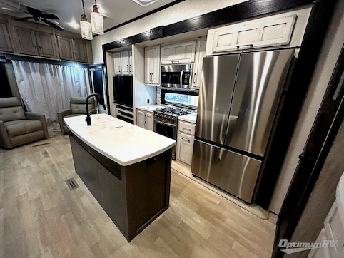2023 KZ Durango Gold G358RPQ RV Photo 4