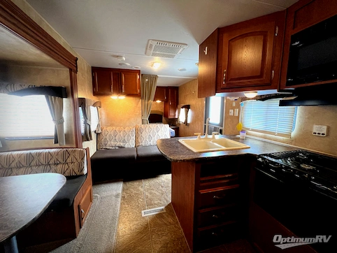 Used 2011 Jayco Jay Flight 24FBS Featured Photo