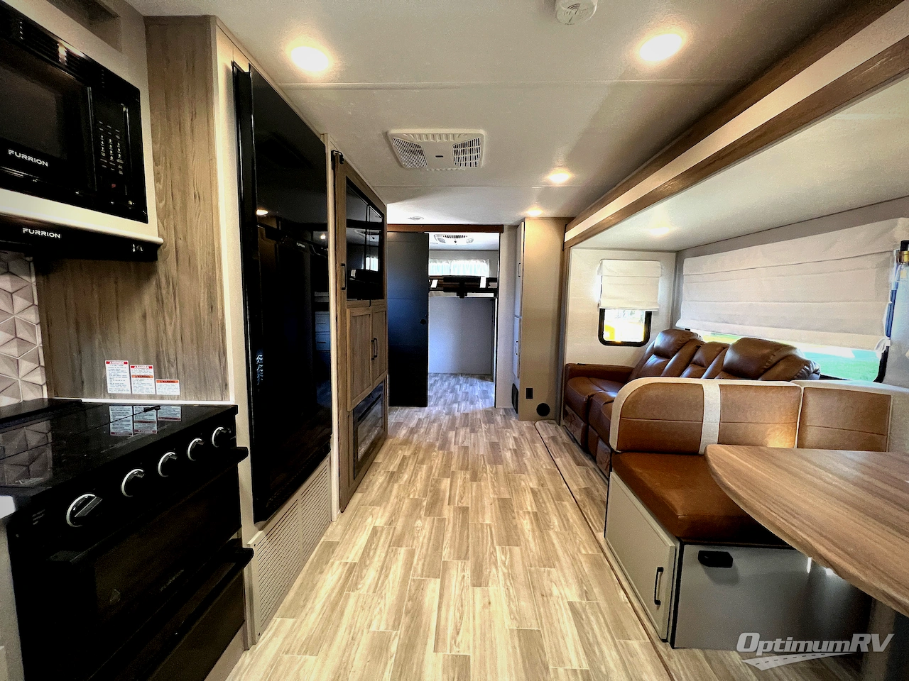 2024 Forest River Vibe 28BHE Photo 4