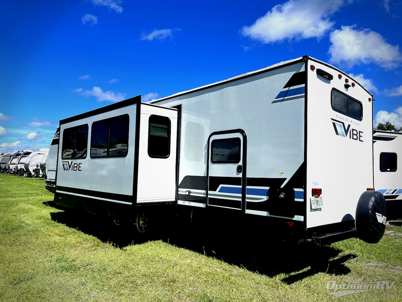 2024 Forest River Vibe 28BHE Photo 2