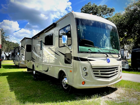 Used 2018 Holiday Rambler Admiral 30U Featured Photo