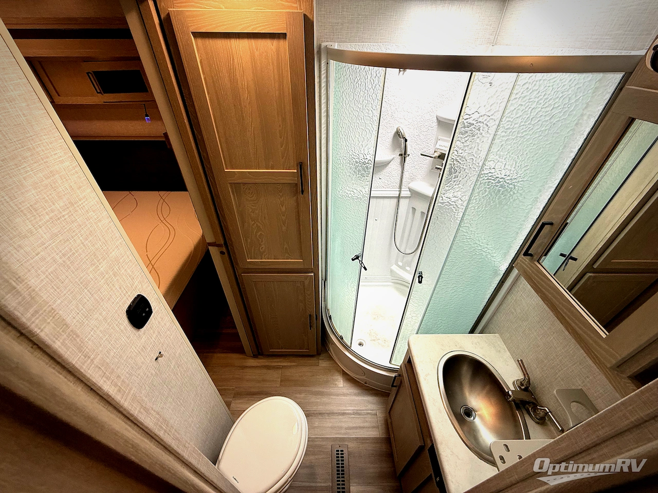 2021 Forest River Rockwood Signature Ultra Lite 8335SB Photo 14