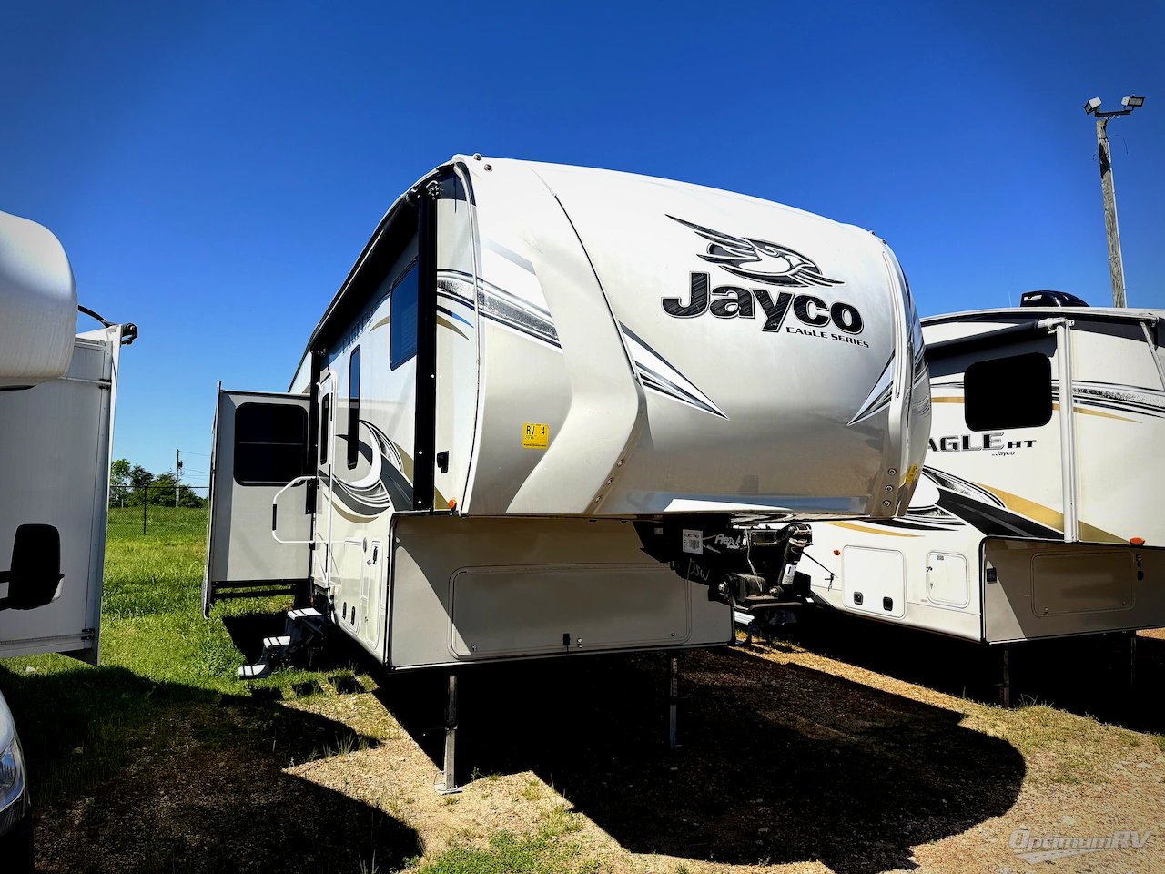 2018 Jayco Eagle HT 30.5CKTS Photo 1