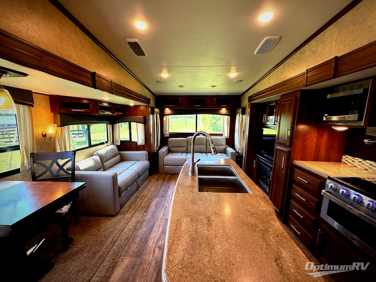 2018 Jayco Eagle HT 30.5CKTS Photo 3