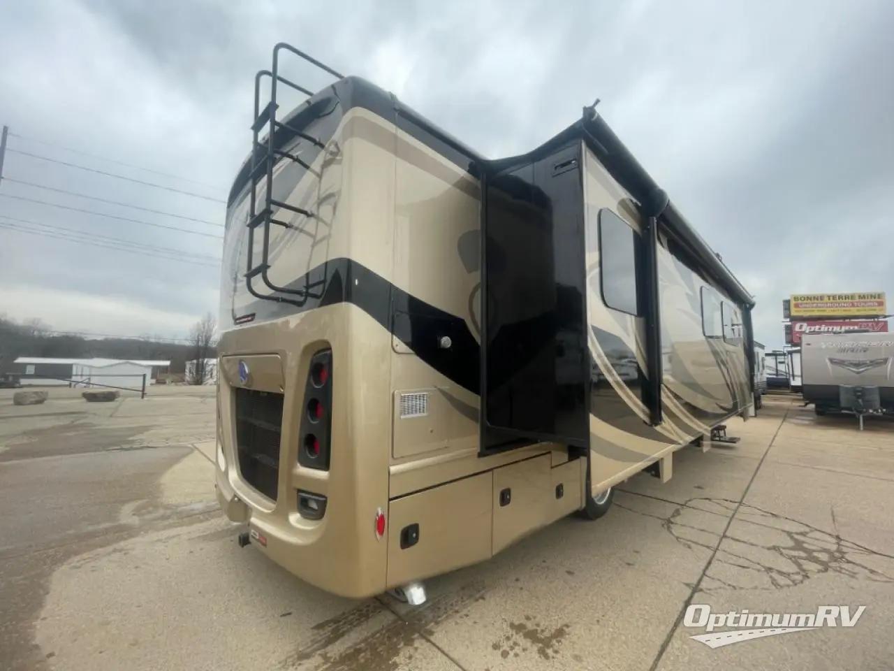 2016 Holiday Rambler Ambassador 38FST Photo 2