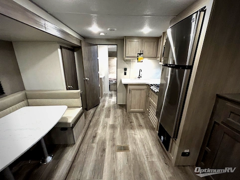 2025 Coachmen Catalina Summit Series 8 271DBS RV Photo 2