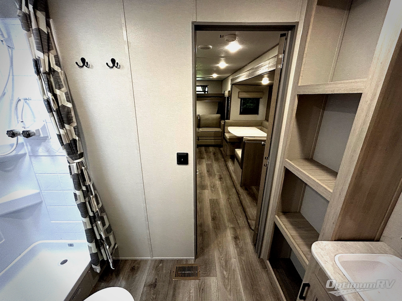 2025 Coachmen Catalina Summit Series 8 271DBS Photo 8