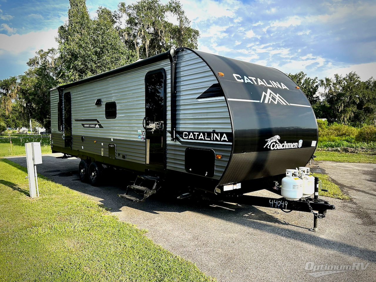 2025 Coachmen Catalina Summit Series 8 271DBS Photo 1