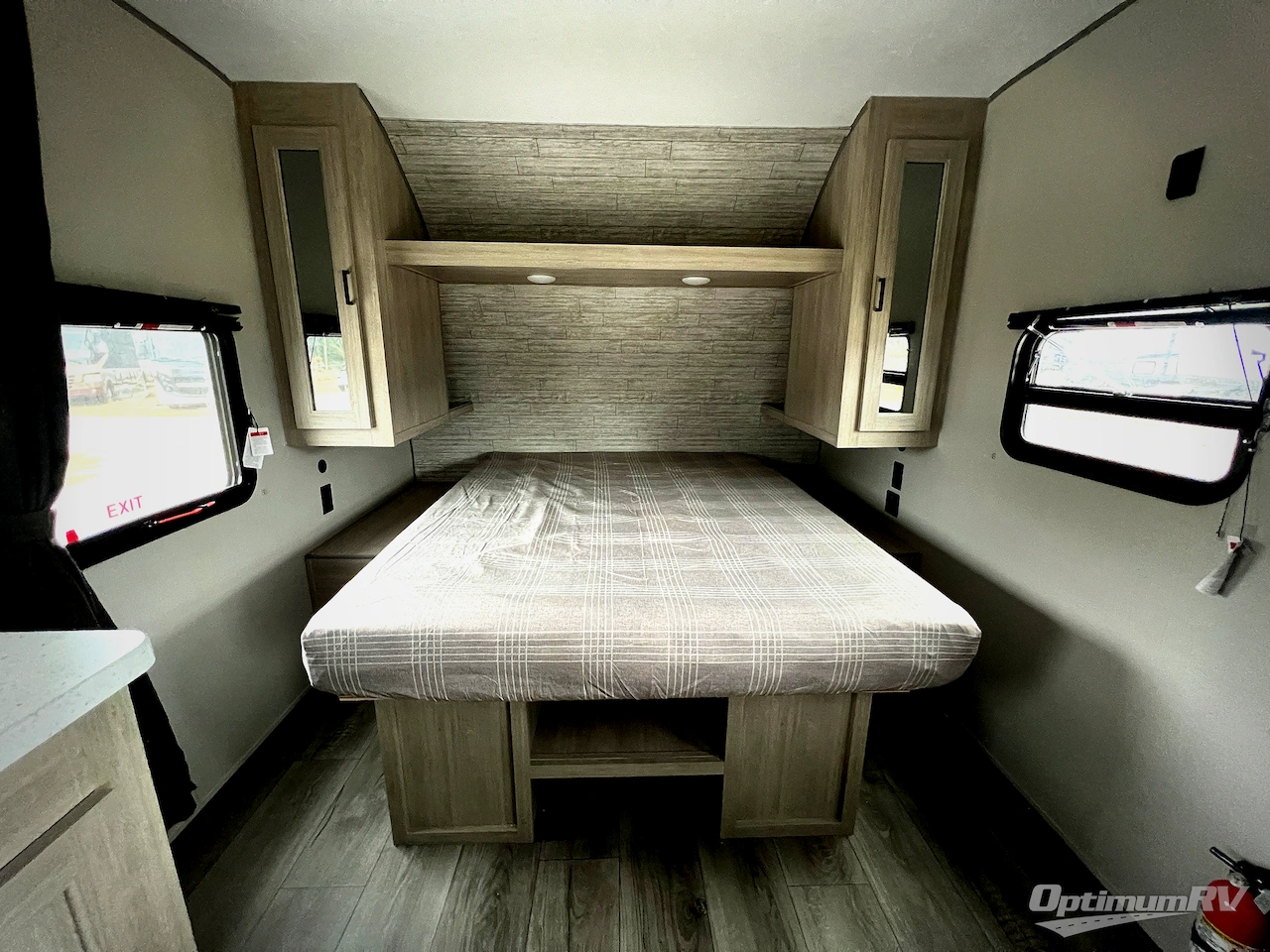 2026 Coachmen Catalina Summit Series 8 211BH Photo 16