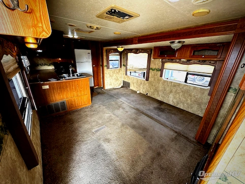 2008 Dutchmen Denali 295BS-DSL RV Photo 2