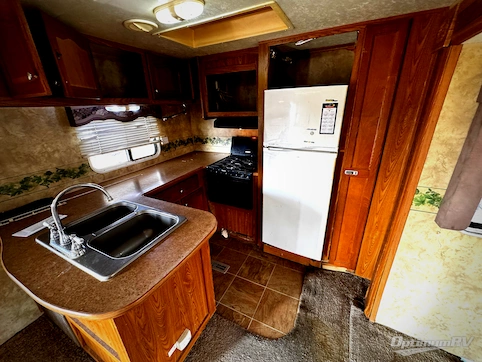 2008 Dutchmen Denali 295BS-DSL RV Photo 3