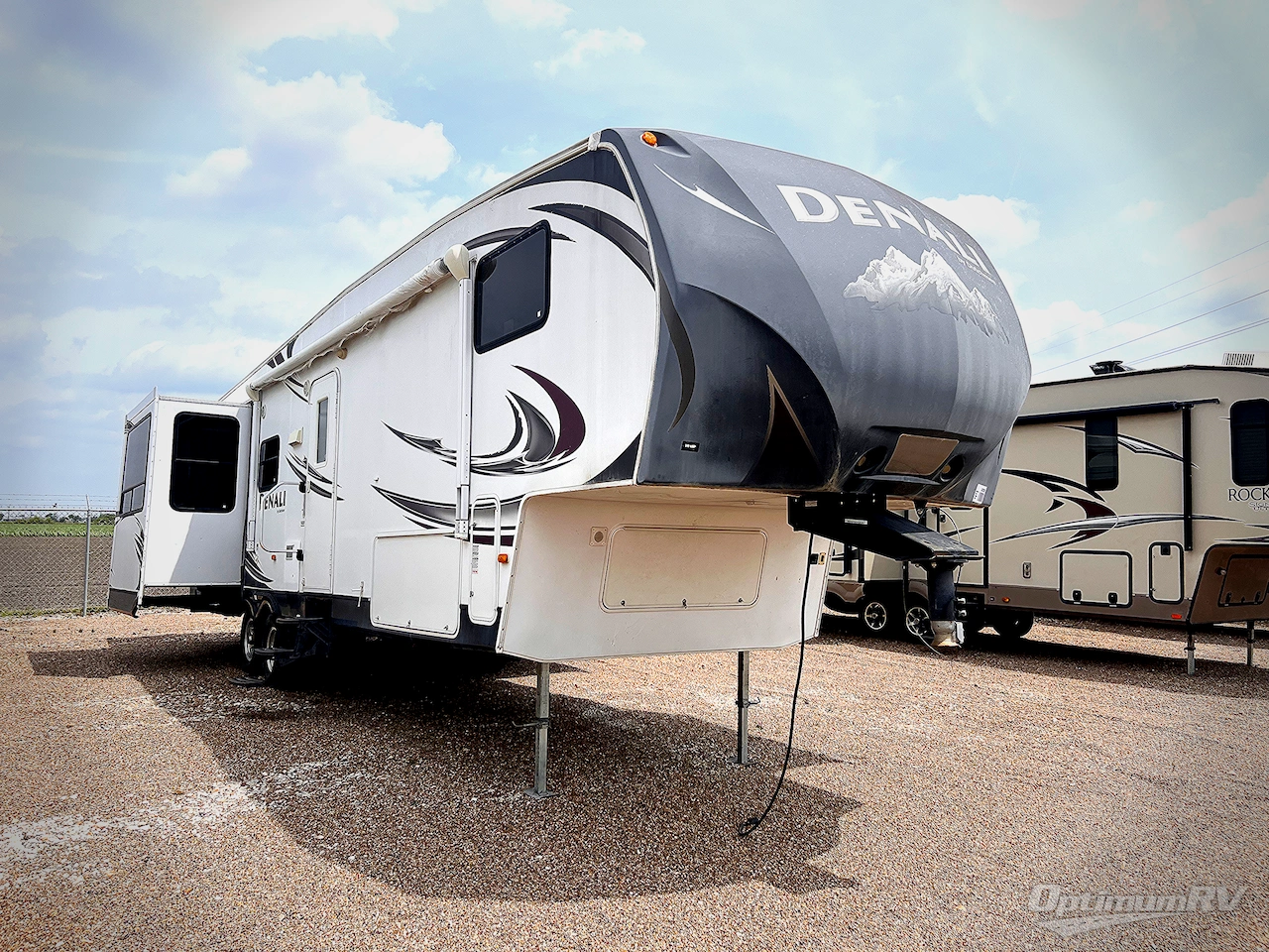 2012 Dutchmen Denali 310RES Photo 1