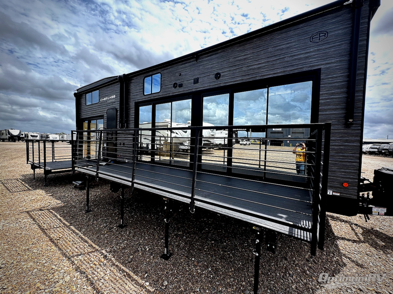 2026 Forest River Cherokee Timberwolf 27MDK Photo 2