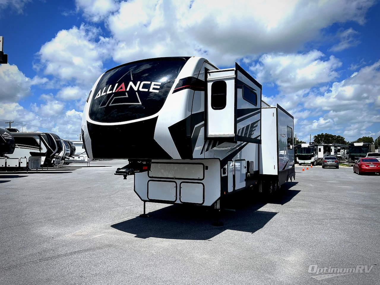 2023 Alliance Valor 43V13 Photo 2