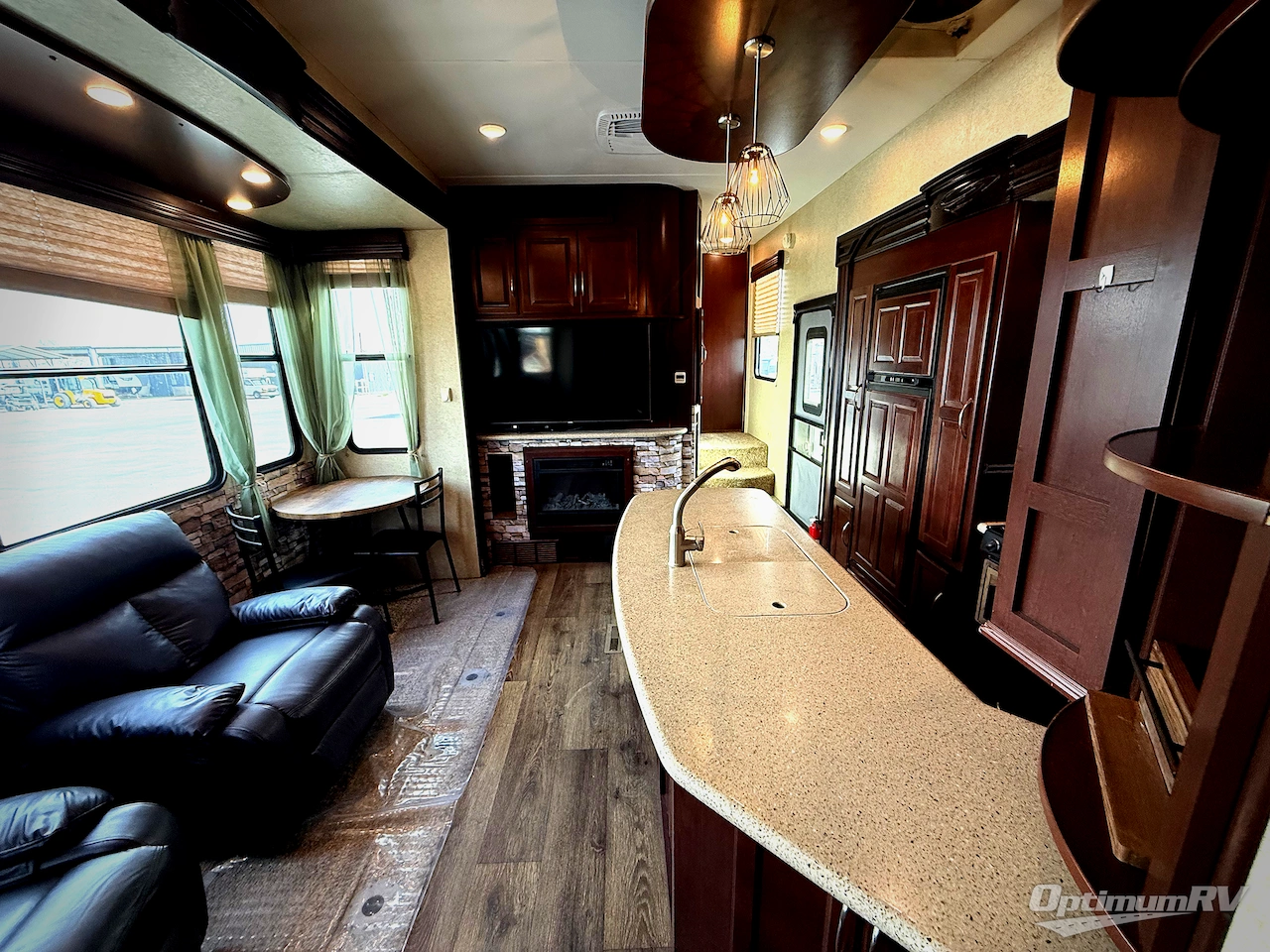 2014 Heartland Cyclone 4100 King Photo 19