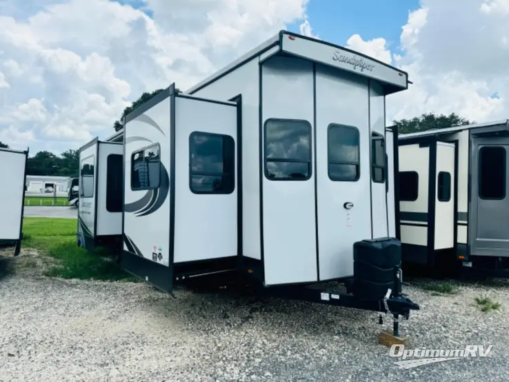 2022 Forest River Sandpiper 420FL RV Photo 1