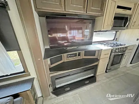 2020 Alliance Paradigm 340RL RV Photo 3