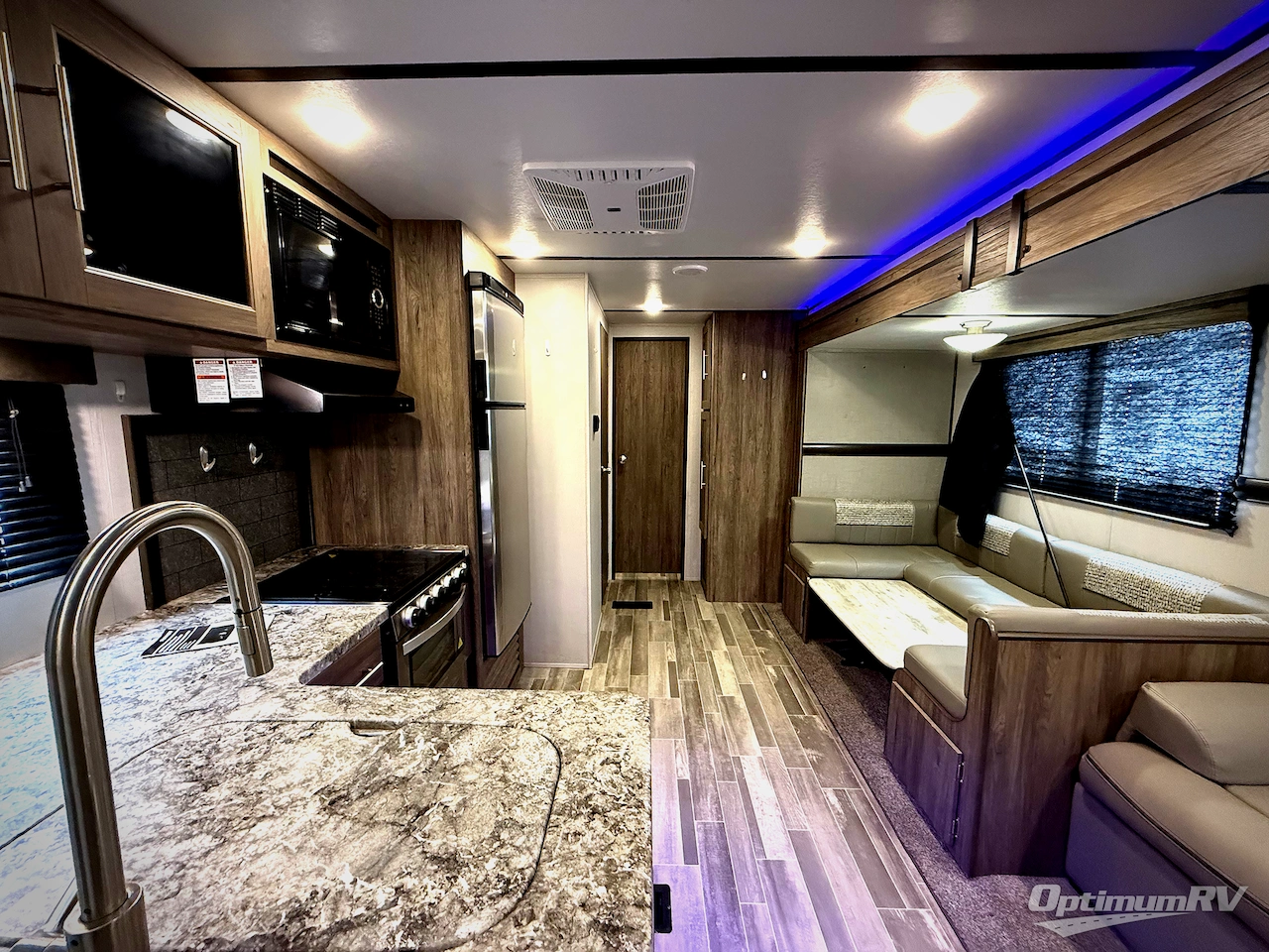 2020 CrossRoads Zinger ZR290KB Photo 4