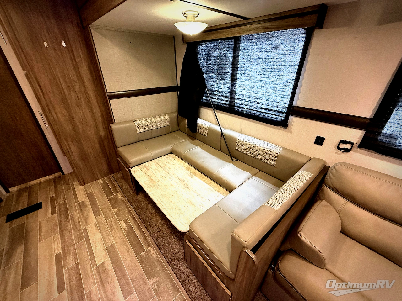 2020 CrossRoads Zinger ZR290KB Photo 7