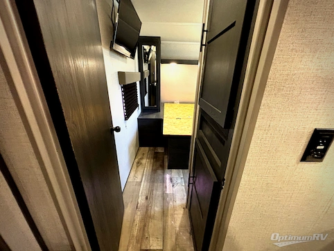 2021 Dutchmen Aspen Trail 3020BHS RV Photo 2