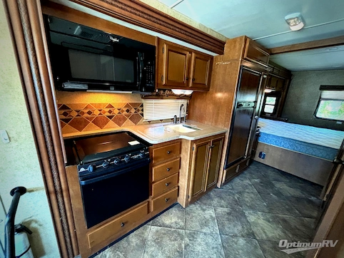 2014 Thor Windsport 27K RV Photo 2