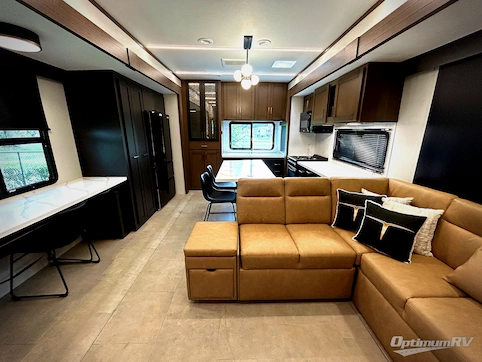 Used 2025 Heartland Bighorn 391MFB Featured Photo