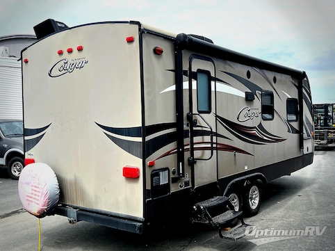 2016 Keystone Cougar X-Lite 21RBS RV Photo 2