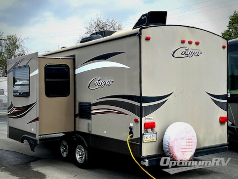 2016 Keystone Cougar X-Lite 21RBS RV Photo 3