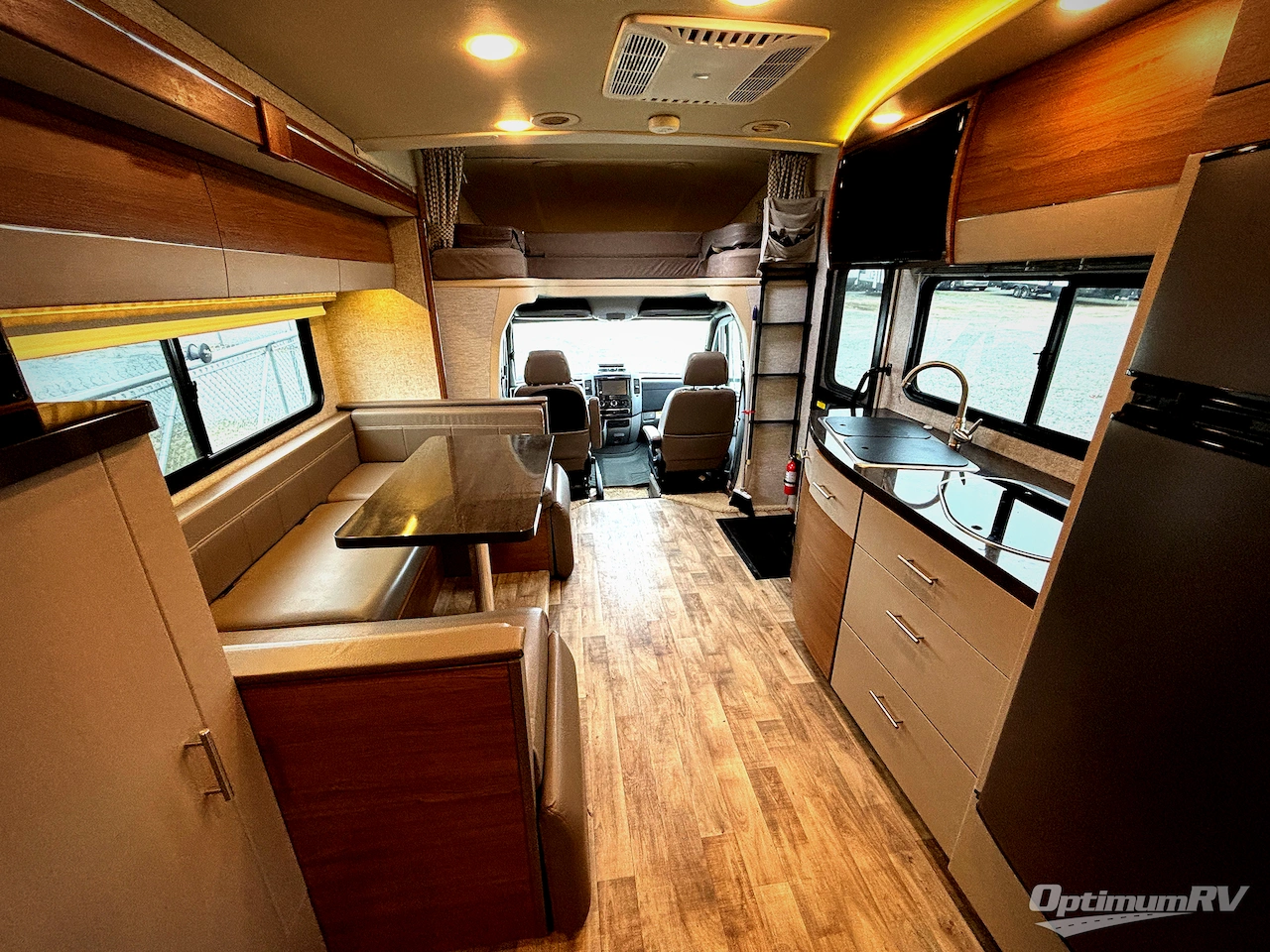 2017 Winnebago View 24J Photo 11