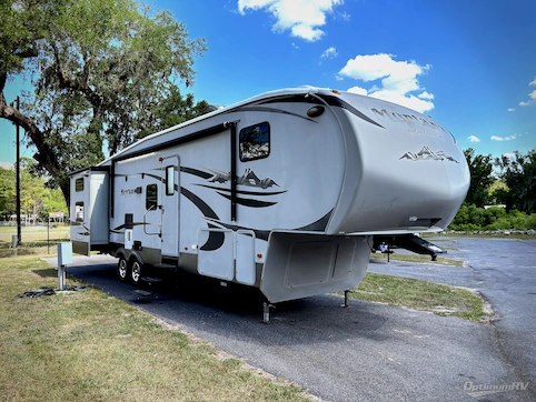 Used 2011 Keystone Montana High Country 333DB Featured Photo