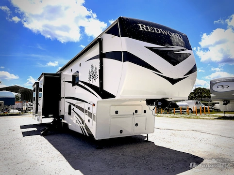 Used 2021 Redwood Redwood 4150RD Featured Photo