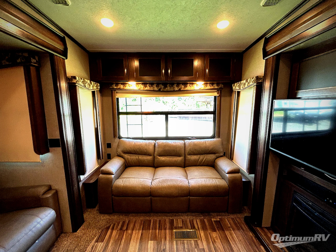 2018 Keystone Montana High Country 370BR Photo 22