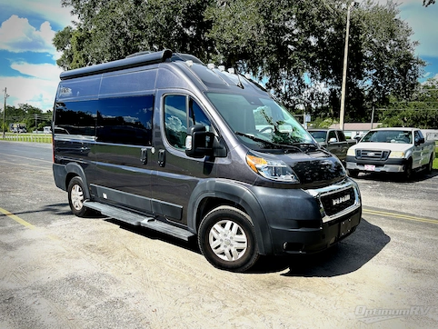 Used 2023 Thor Rize 18M Featured Photo