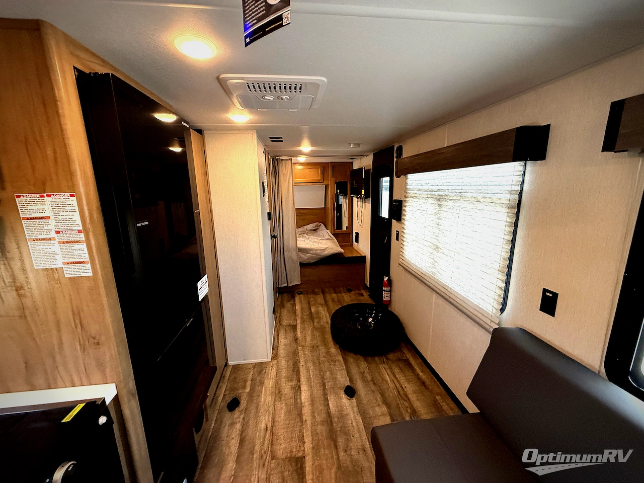 2024 Forest River Cherokee Grey Wolf Black label 18RRBL Photo 15