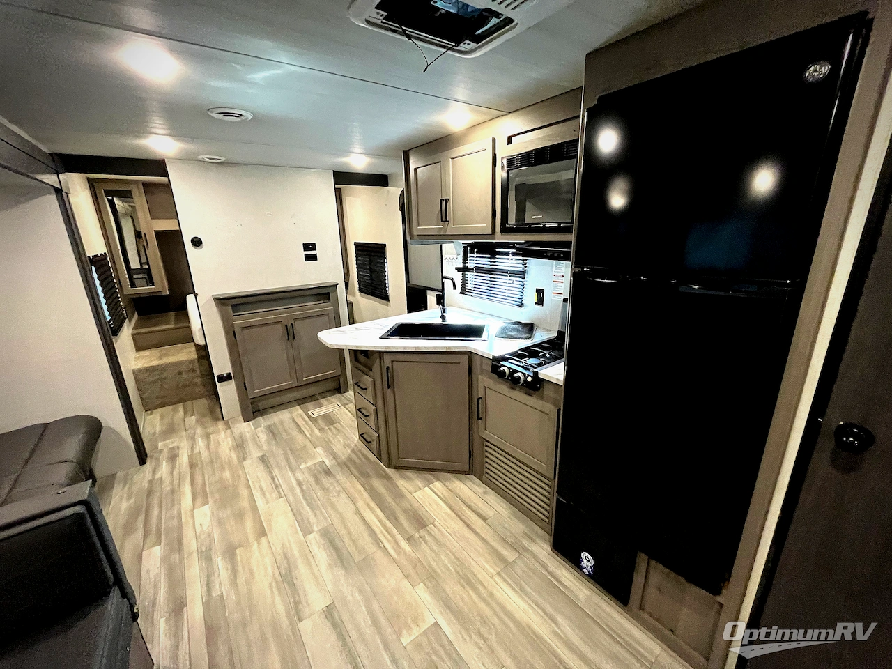 2024 Keystone Hideout Sport 261BH Photo 7