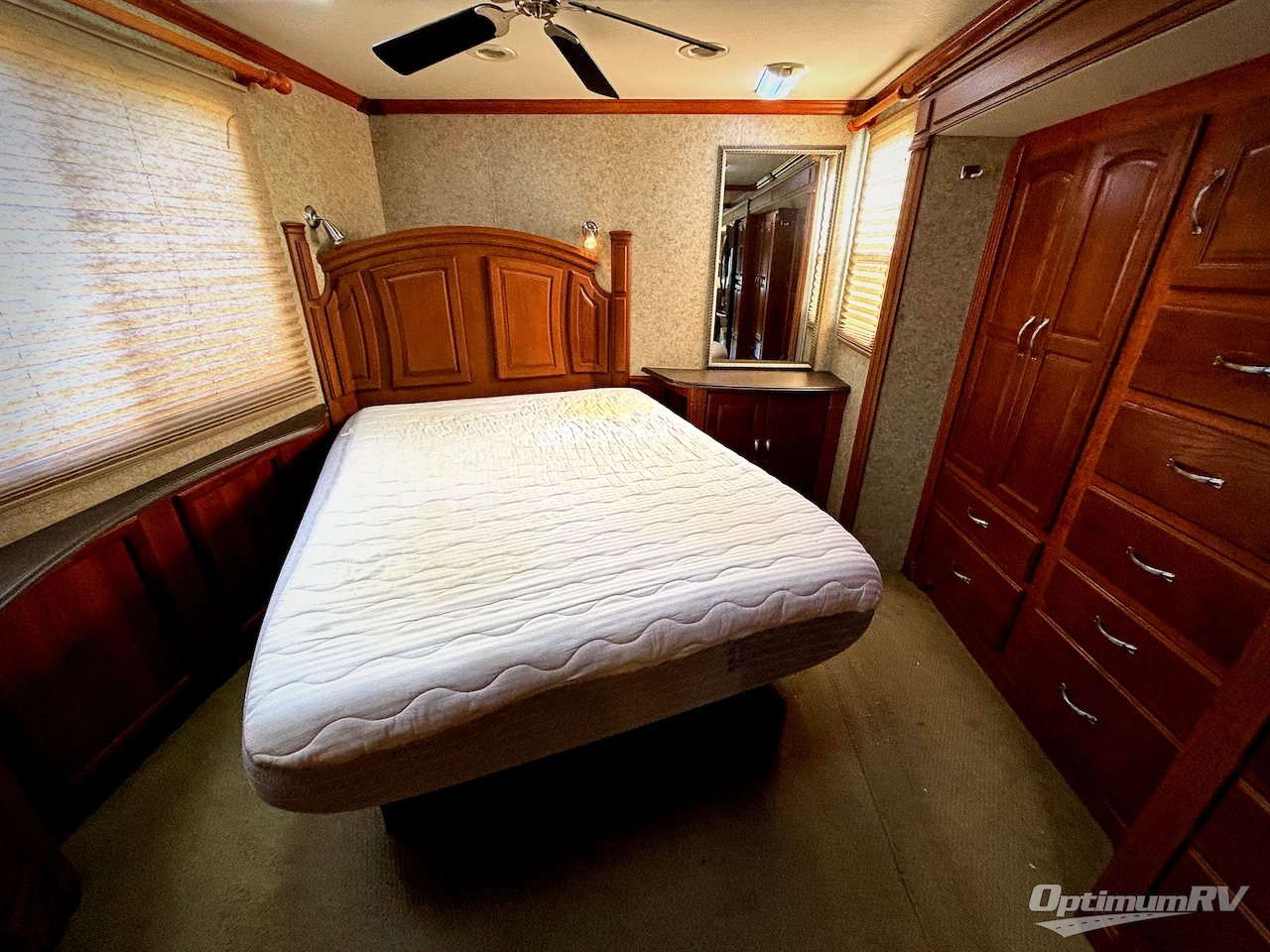 2007 Coachmen Aurora 3580TS Photo 18