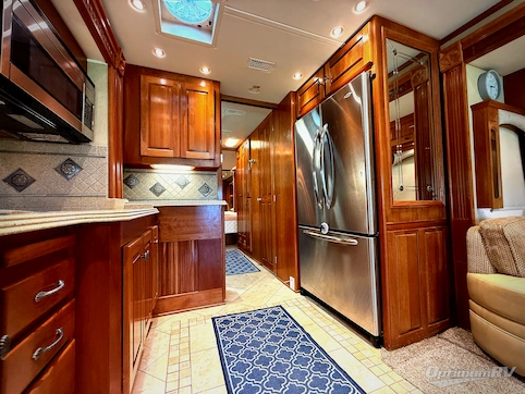 2007 Monaco Dynasty 42 Diamond IV RV Photo 3