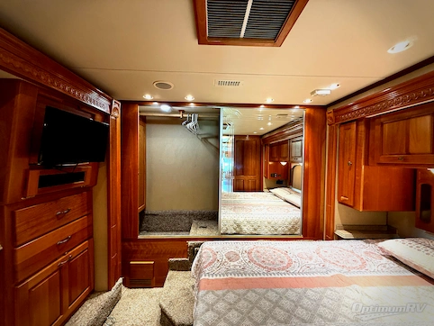 2007 Monaco Dynasty 42 Diamond IV RV Photo 4