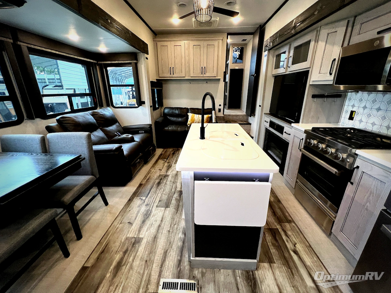 2023 Keystone Montana High Country 351BH Photo 27