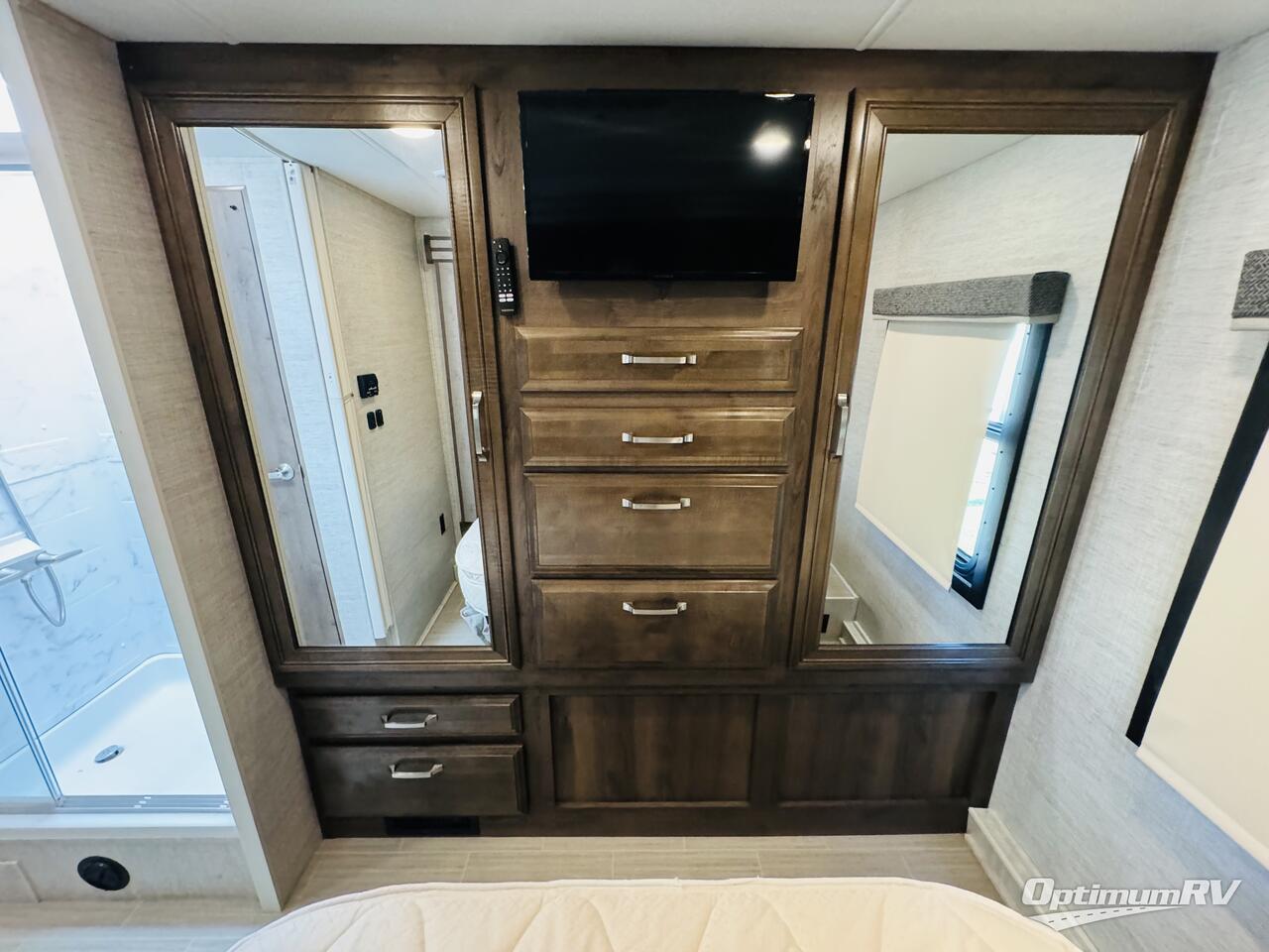 2022 Entegra Esteem 29V Photo 18