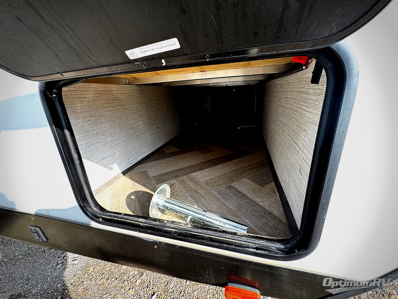 2021 Cruiser Twilight Signature TWS 3300 Photo 2