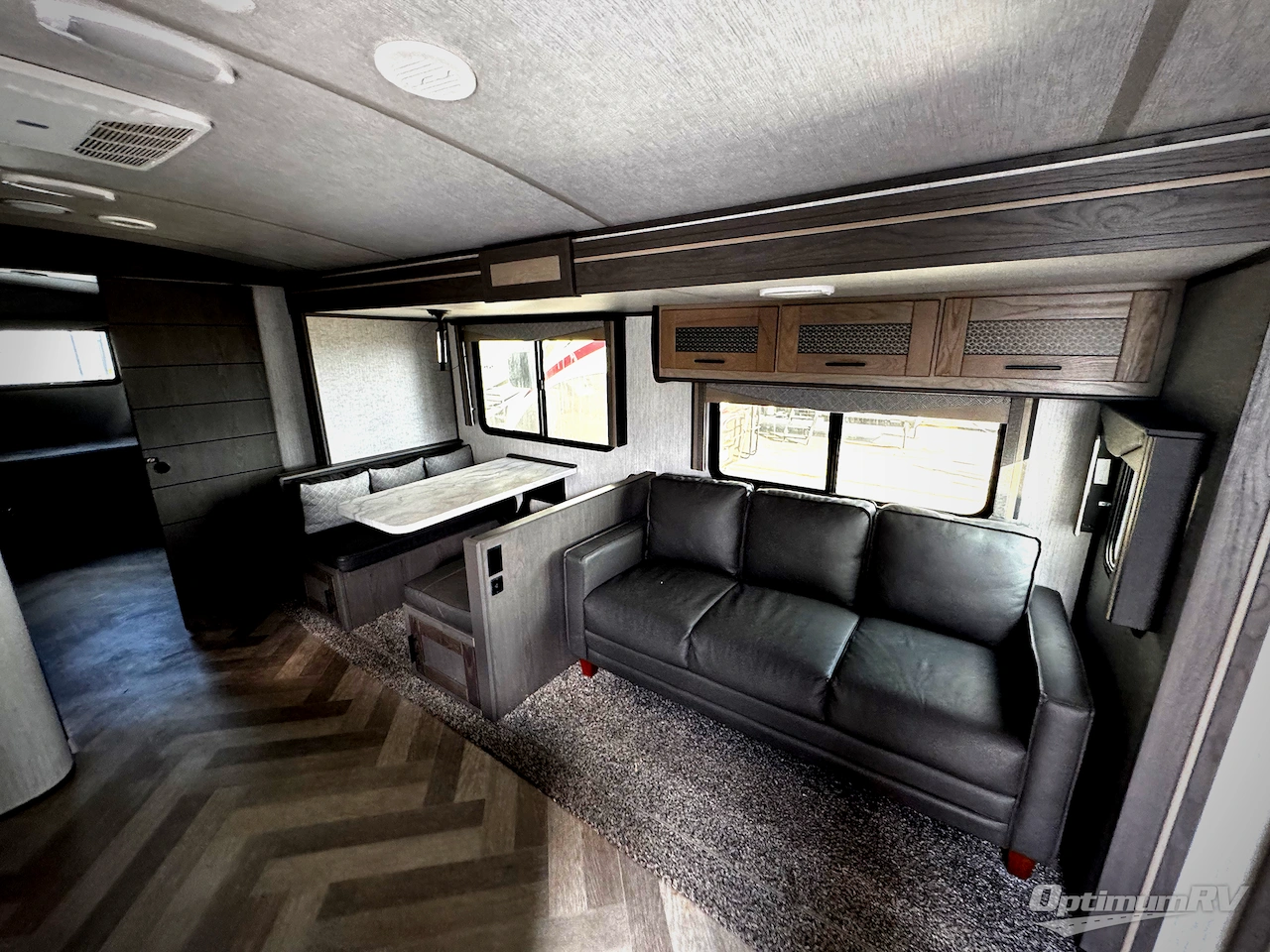 2021 Cruiser Twilight Signature TWS 3300 Photo 5