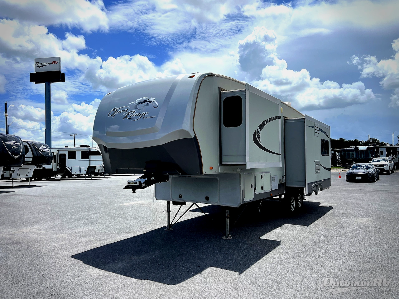 2011 Open Range Roamer RF316RLS Photo 2